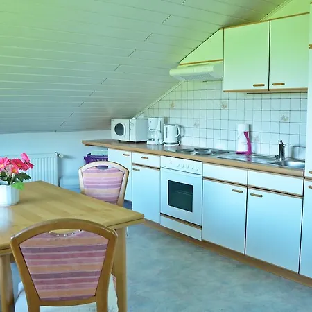 Annemarie * סנט קנזיאן