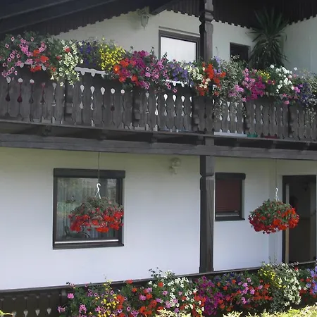 Annemarie דירה *